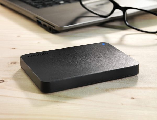 TOSHIBA Canvio Basics External Hard Disk 2TB - IBSouq